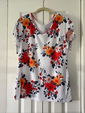 Floral Short-Sleeve Tee in White with Red & Orange Blooms
